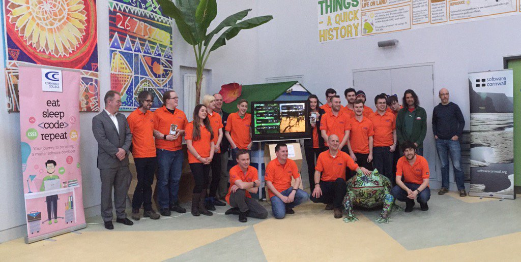 richcotton's tweet image. @SwCornwall @MikeTrebilcock @CornwallCollege Team photo at the end of a brilliant inspirational week @edenproject