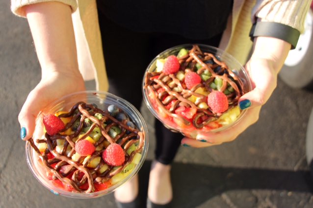 TheBuzz_Alexis's tweet photo. tune in next Friday to find out more about these nutritious and delicious bowls 😋 @fmbuzztv #FromCarowinds https://t.co/naSKNAIvrW