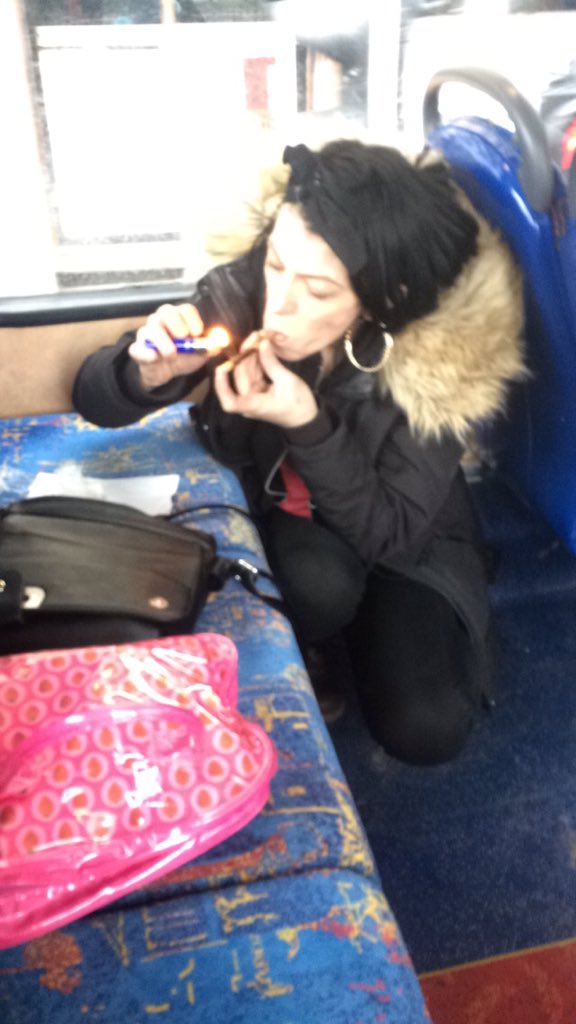 angusgfs's tweet photo. No everyday someone starts smoking crack at the back of ur bus https://t.co/Tp7AF1KaYU