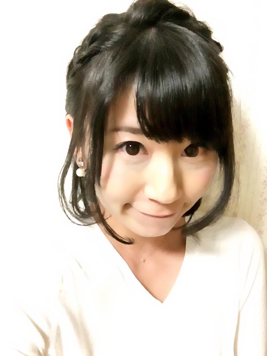 小林千鶴 無事帰宅 福島来られなかった方々へ 気合い入れて笑 サロンでヘアーセットしていきましたので みんなにお見せします これはラジオじゃ分からないからwwwおやすみなさい T Co Gbbhzrgjiv