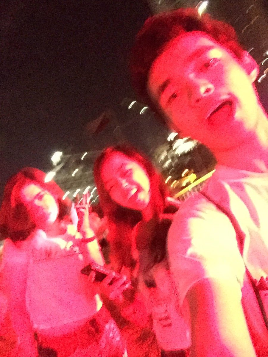 RaeAllyza's tweet photo. Atm #Colorama2016 🎉🍻 https://t.co/TdUsDowXdS