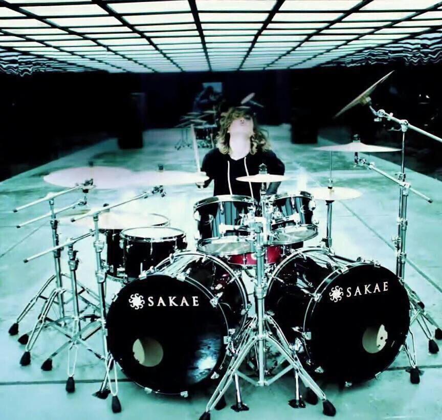10969lovetaka's tweet photo. よおし！Takaは成功したからTomoya！！Tomoyaの誕生日までに６２７RT目指すッ！目指すのはただの自己満ってわかってるけど誰に何を言われようと目指す！
#RTした人全員フォローする 
#ONE OK ROCK
#627RT https://t.co/4ouukP3Akr