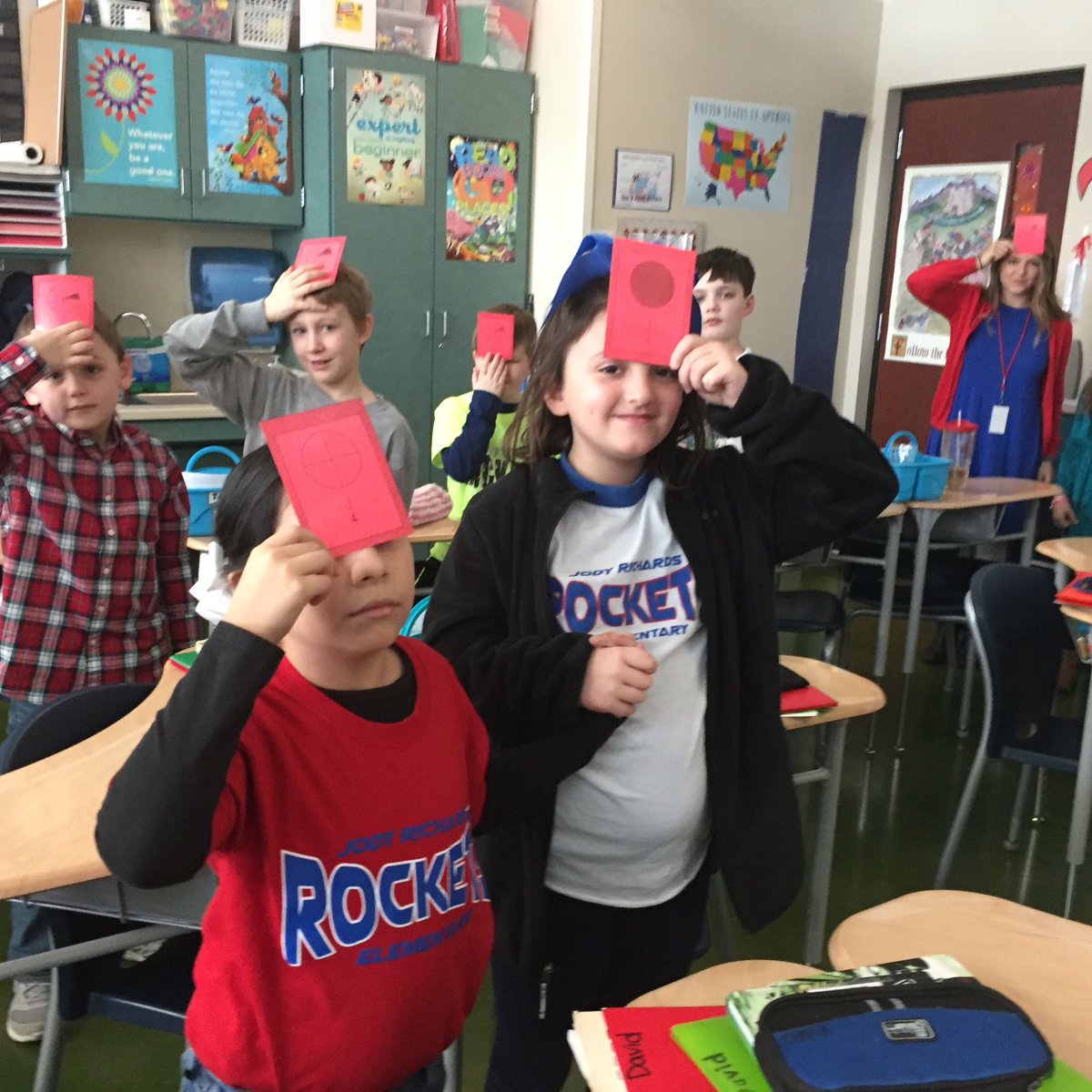 JresRockets's tweet photo. Heads Up Fractions today in Mrs. Anderson's 3rd gr math class! #wcpsleads https://t.co/TDeBp1Yh9Q