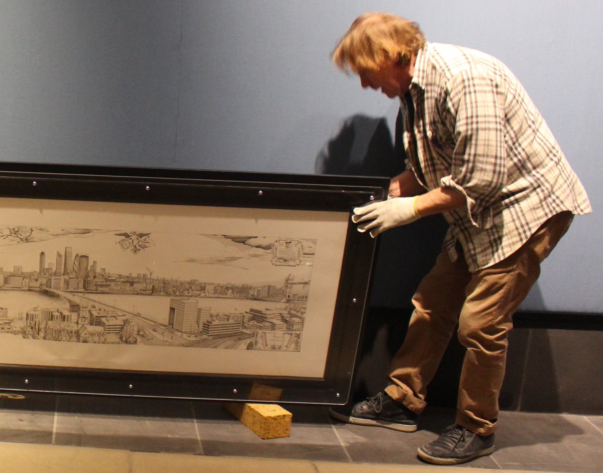 cityoflondon's tweet image. City art gallery staff install #visscherredrawn @GuildhallArt today #robinreynolds #Visscher tinyurl.com/zuqft8n