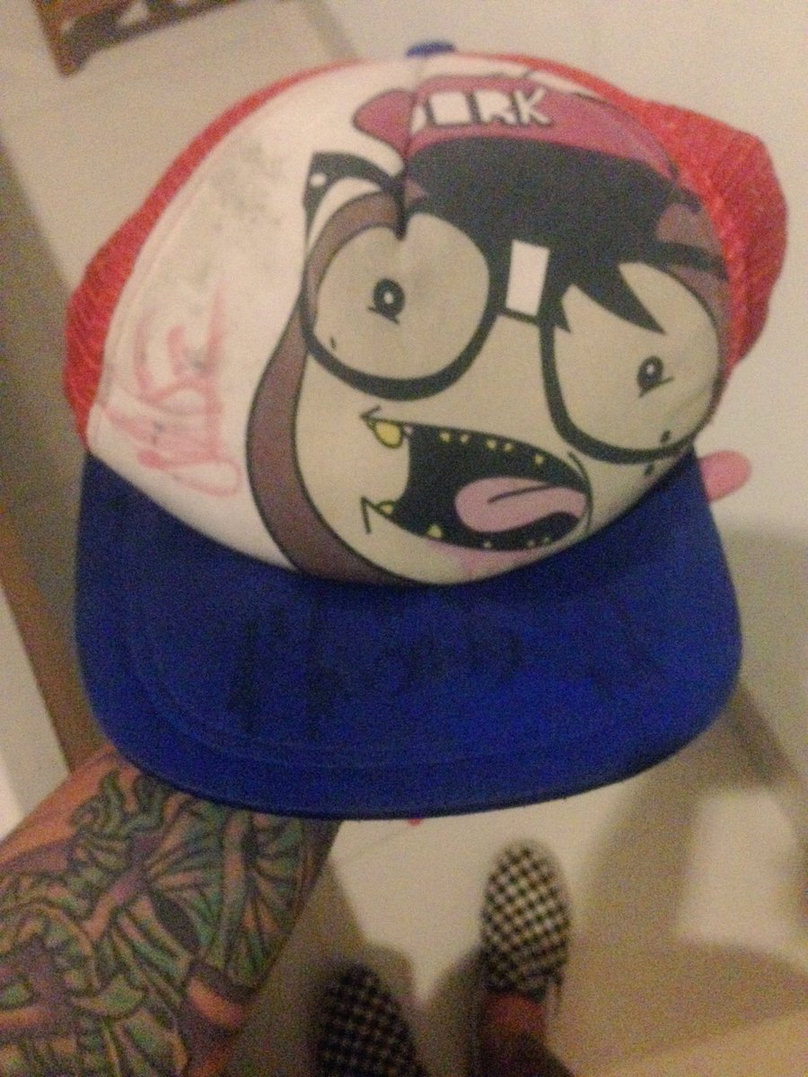 Btw, ini td punya siapa ya? Ayo ngaku!