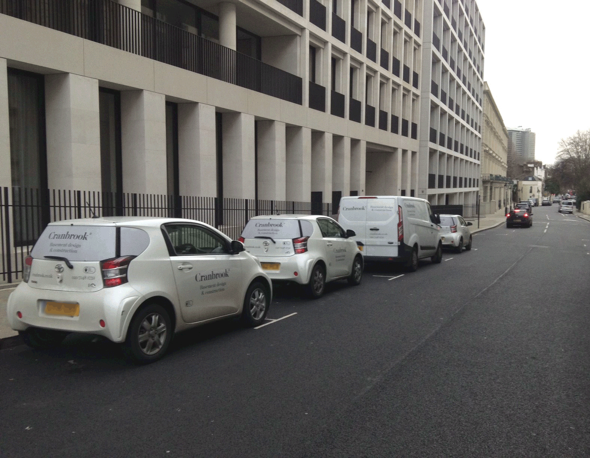 cranbrook2016's tweet photo. A few Cranbrook Basements fleet vehicles in London yesterday https://t.co/QIBcrlQjNb