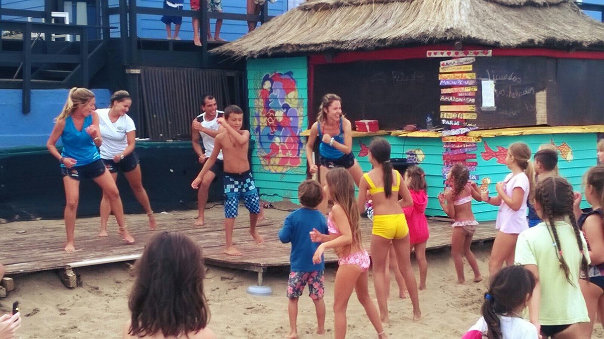 EventosAnimar's tweet image. Ritmos latinos!! Puerto Ostende!