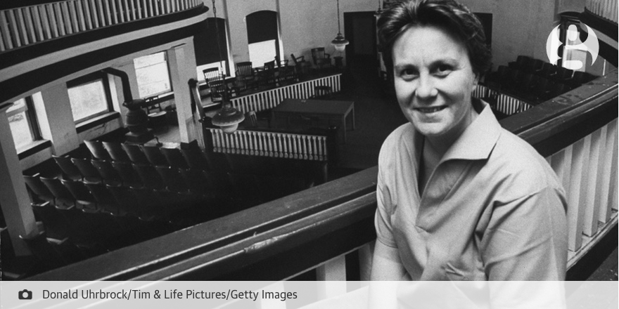 guardian's tweet photo. #HarperLee, author of To Kill a Mockingbird, has died at age 89 https://t.co/S62S9Pwoz9 https://t.co/U5xkKaEsPt