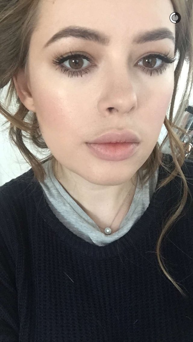 Tanya Bakes tweet media