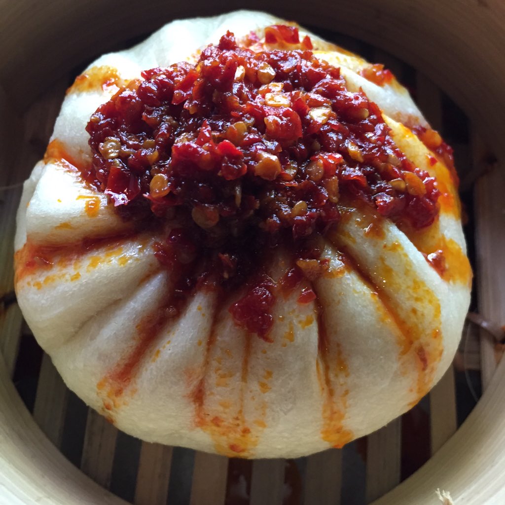 kwongkylie's tweet image. #billykwongpottspoint @CWFarmersMarket @Carriageworks TODAY 8-1pm #porkbuns #porkdumplings #pancakes