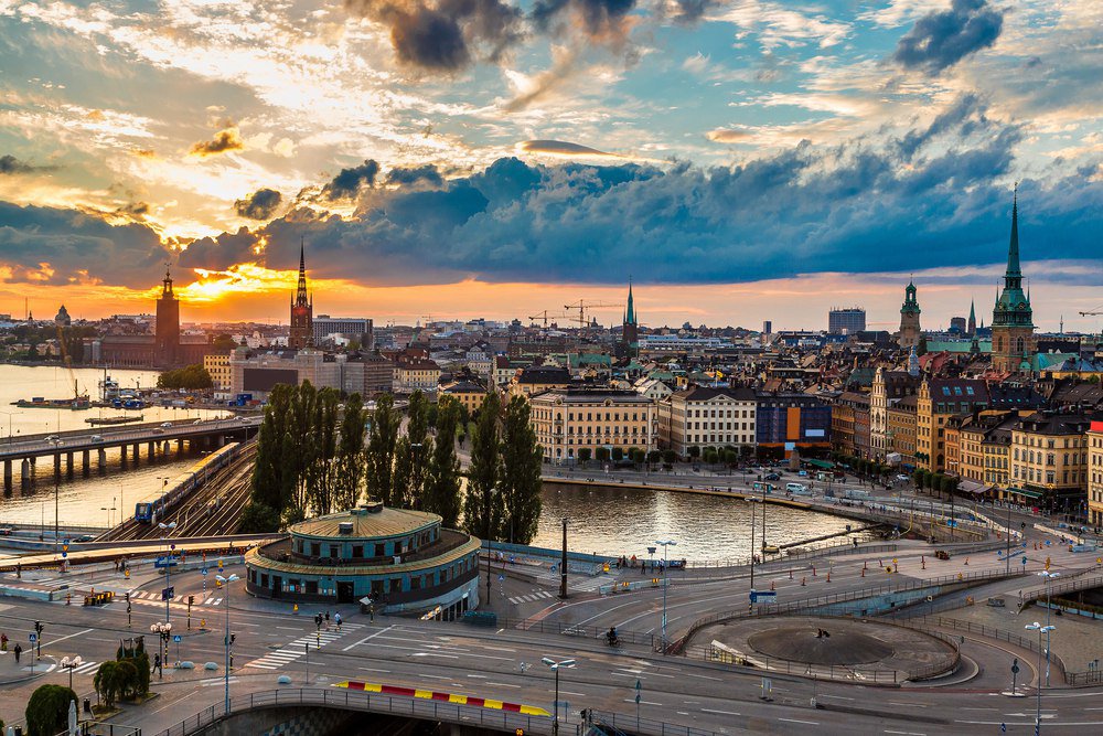 TripAtom's tweet photo. Stockholm is the cultural, media, political, and economic centre of Sweden^)
#tripAtom #Sweden #Stockholm https://t.co/xQl5G7VErp