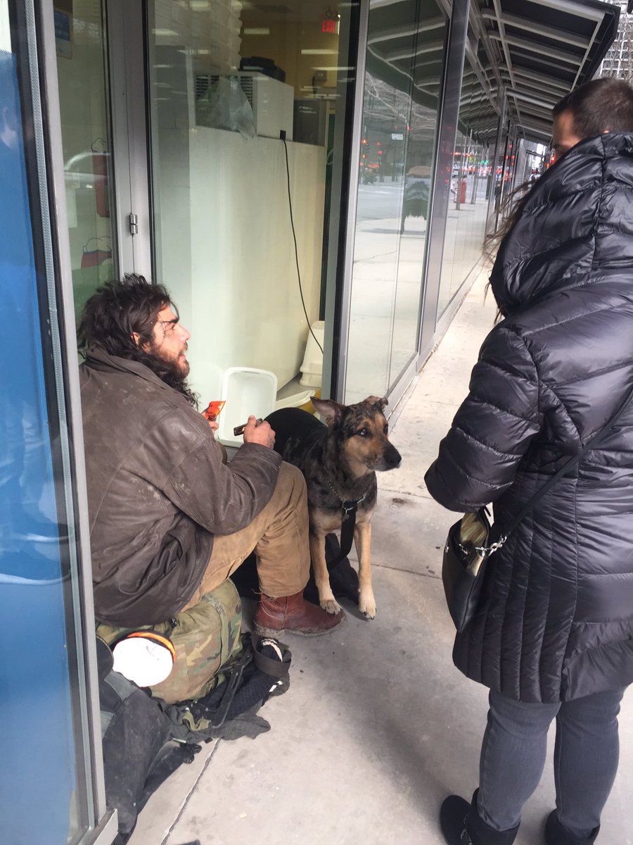 danstantonjr's tweet photo. Random Kindness #inkindness #linkedinchicago https://t.co/oZOD0Fo5VX