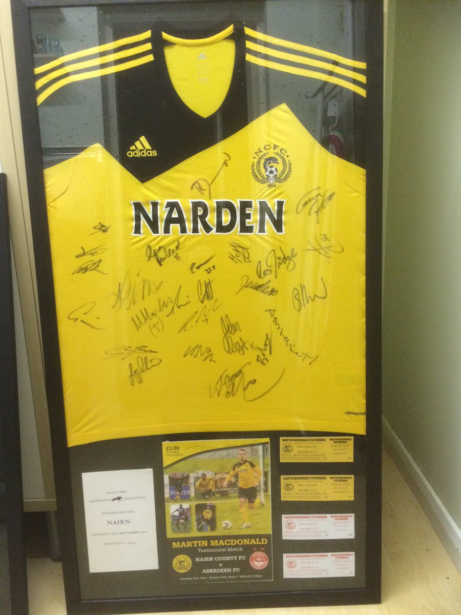 bobotestimonial's tweet photo. 2 of the framed autographed shirts for tomorrow nights auction. https://t.co/gqsjRoq07k