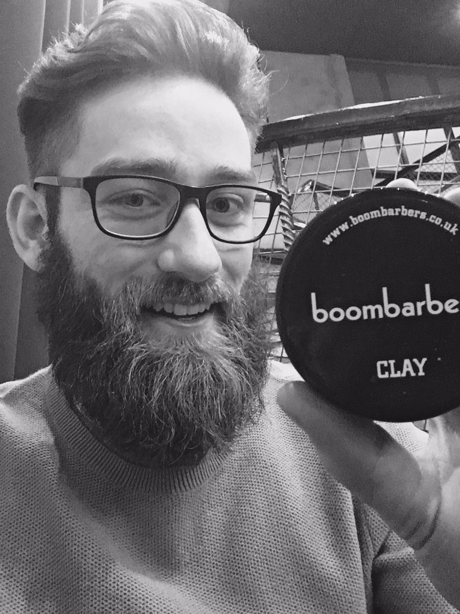 JamesBoalJnr's tweet photo. Thanks to Cat @boombarbers Dalkeith for sharpening up my hair! #Boombarbers #hair #beardtrimtoo https://t.co/5eAgZWF4Cl