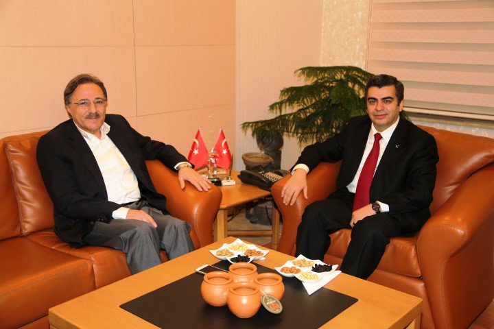 kayserivaliligi's tweet photo. Cumhurbaşkanlığı Başdanışmanı Prof.Dr. Şükrü Karatepe, Vali Düzgün'ü ziyaret etti. https://t.co/1GHkhFqZkc