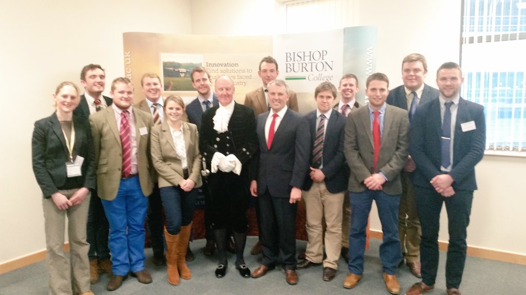 RhondaT40's tweet photo. Even more of the #FMD2015 delegates @riseholmecampus with @FarmerABrown  the High Sheriff and @wheat_daddy https://t.co/LknhxuMMRj