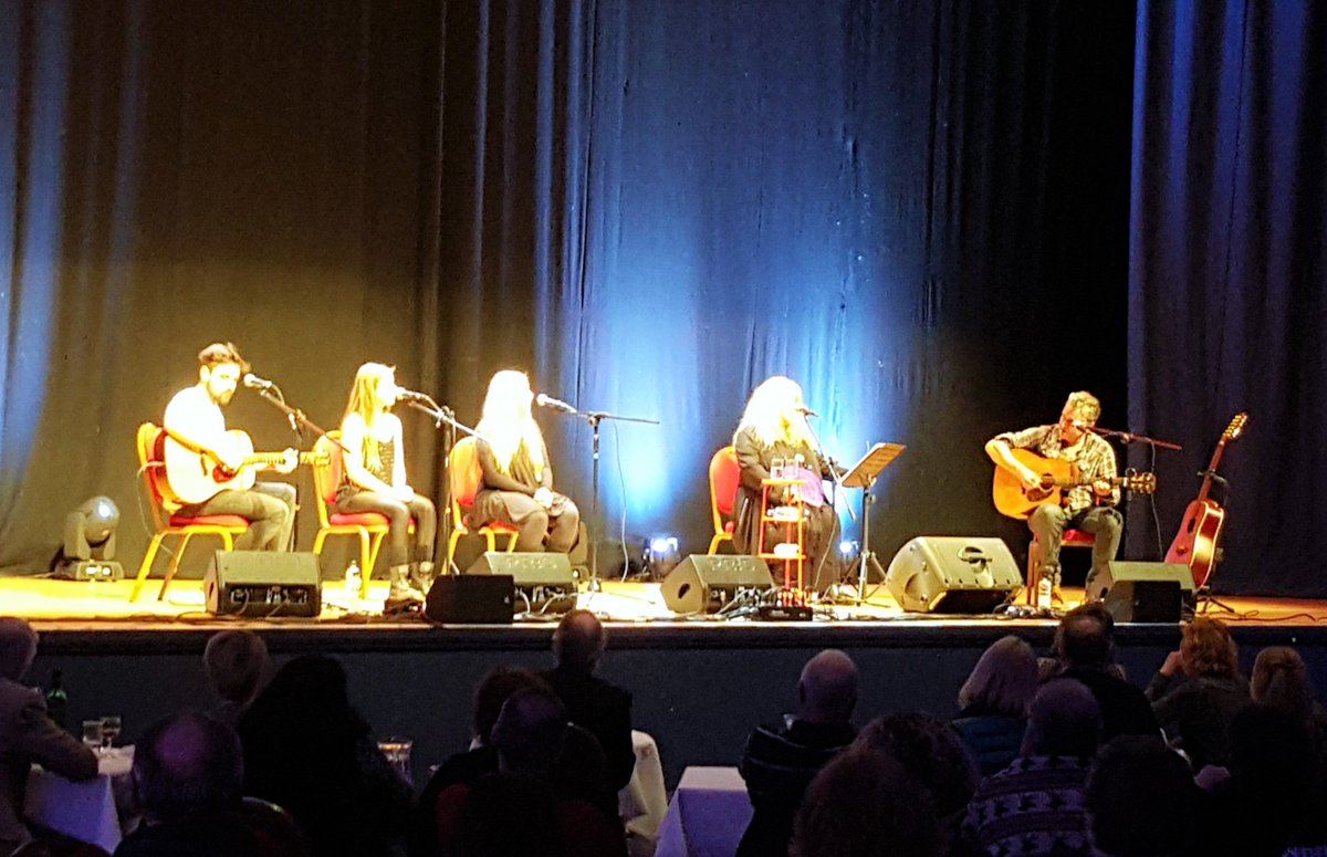LeeAttoe's tweet image. @judietzuke What a fabulous night in Portsmouth. Loved the set and hearing some old songs arranged for acoustic