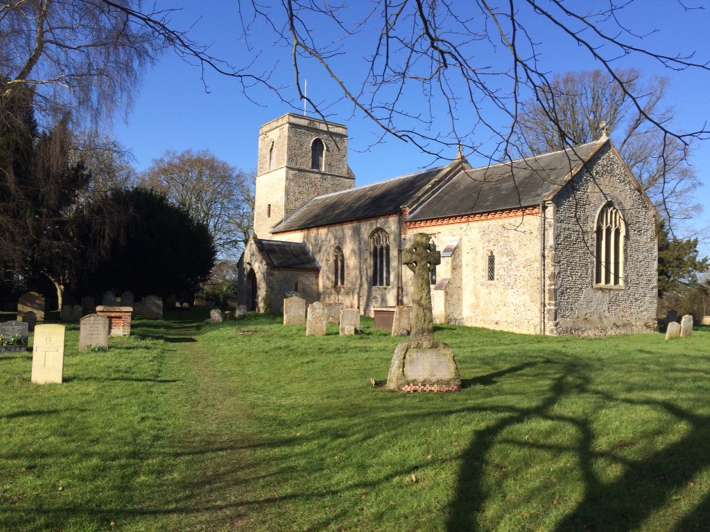 DofE_AHS's tweet photo. Practice routes all checked today thanks @wizzer549 for joining me lovely day for walking !! Let's hope May is to 😁 https://t.co/wIKrWMjBD3