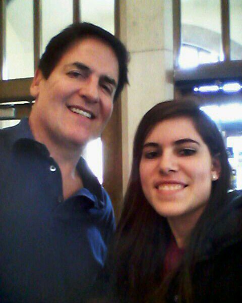 stephstremp17's tweet photo. Thanks @mcuban for visiting #SportsMediaWeek at @IndianaUniv . GO HOOSIERS! https://t.co/7kmd9CyWyf