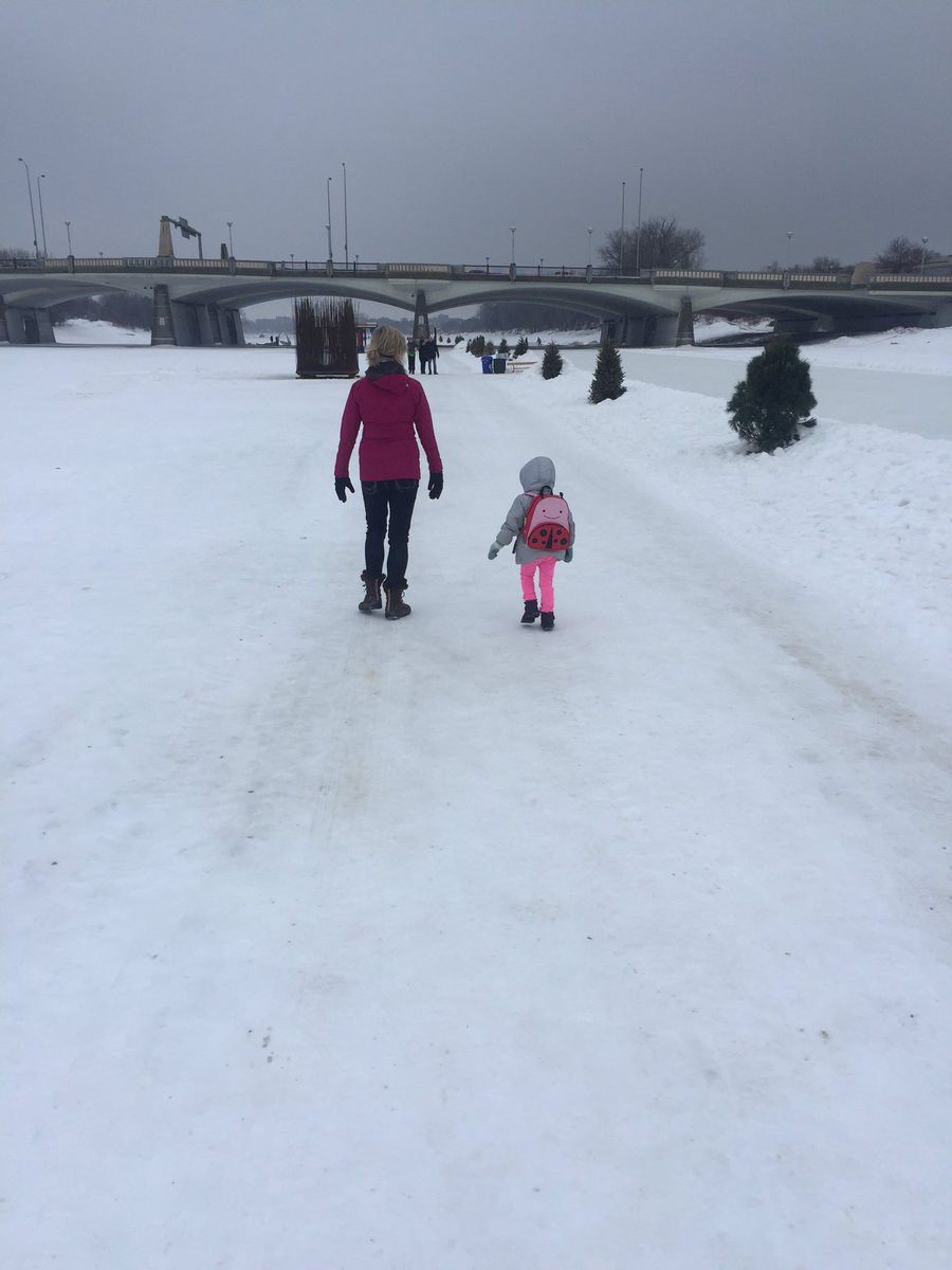 Jeffrey Huzel (@stretchwpg) on Twitter photo Just walking on the river with my girls #WinnipegWinter Just walking on the river with my girls #WinnipegWinter