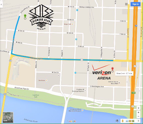 DiamondBearBeer's tweet photo. Happy hour starts at 4:00pm and the show starts at 7:30pm stop by and enjoy a pint beforehand!!! #DrinkLocalLR https://t.co/gGKPQSkFIe
