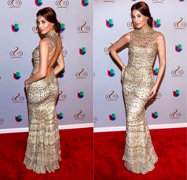 JefrenCortez's tweet photo. Que hermosaaaa, no tienen idea de cuanto amo a esta mujer 🙌😍👏 #QueenNas #SlayingTheRedCarpet ❤ https://t.co/VbwAcUMRUq