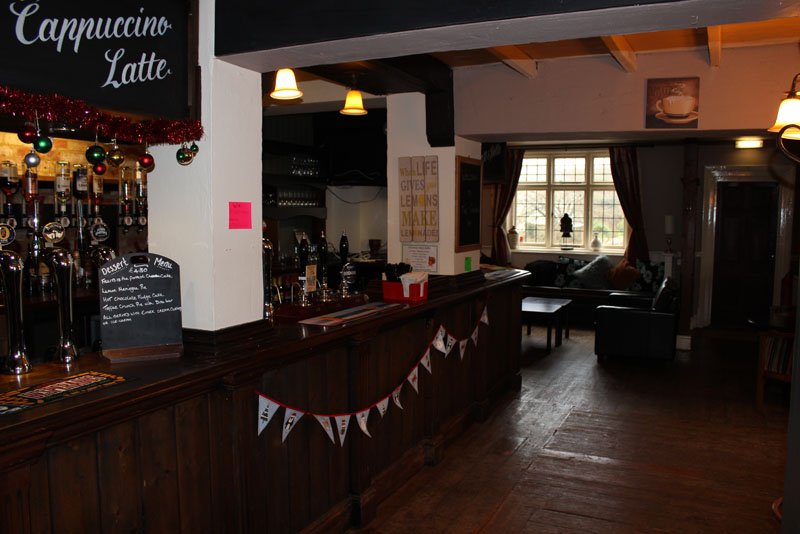 The George Inn at Middle Wallop has a warm and inviting atmosphere, a truly warm welcome awaits you with delicious f