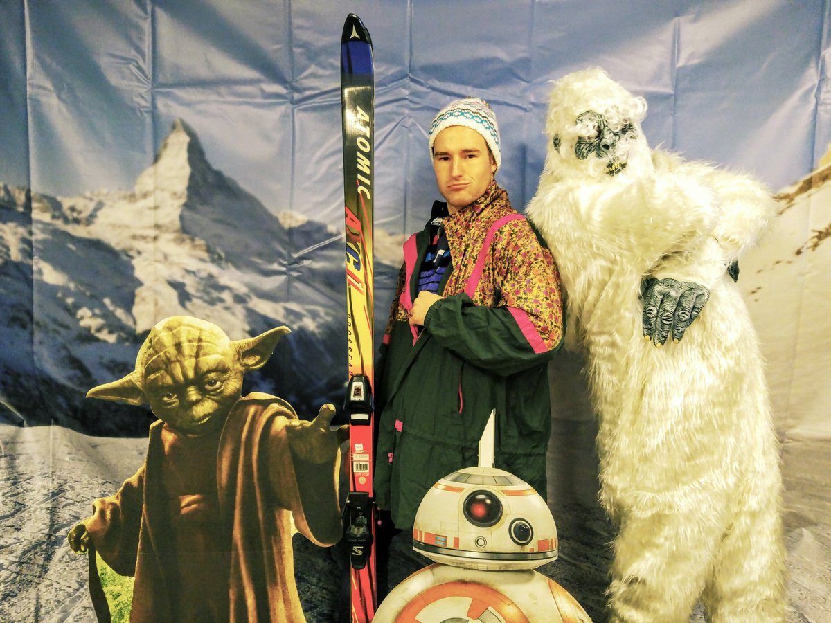 simplusnow's tweet photo. Got the crew (@saas_squatch, @usammon, @yoda &amp; @BB8) ready to join the #BenioffSkiClub! @SnowforceUT #SnowForce16 https://t.co/DBnuryhIKv