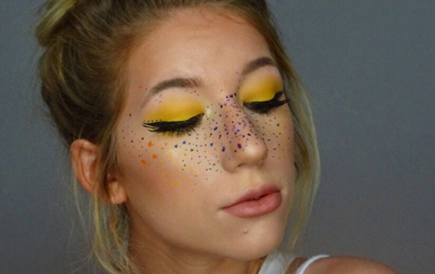 karinamich's tweet photo. Otra tendencia en maquillaje - Las Pecas Arcoiris, #rainbowfreckles https://t.co/BC42QO1GcB