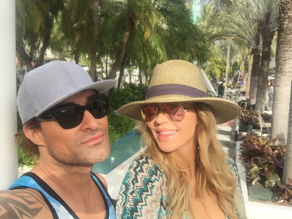 Mark is Mia Hasche (markhasche) Twitter