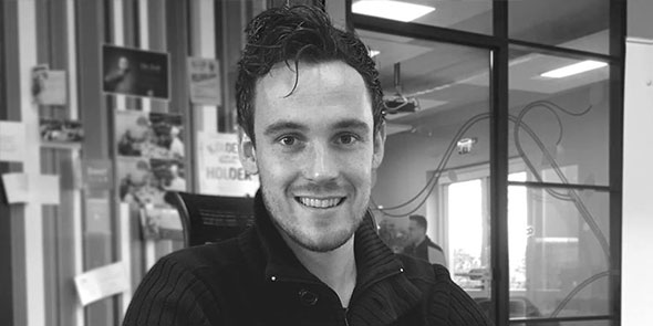 WoelerCommunity's tweet photo. Wij mogen de eerste mannelijke Community Manager verwelkomen. Succes Geert! En maak er wat van tussen alle dames! https://t.co/sgeCaf5tfI