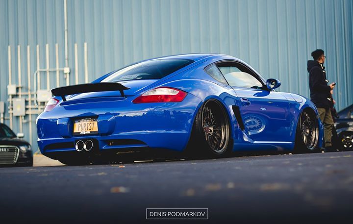 KeepTuned_Auto's tweet photo. #porsche #cayman #stance #bagged #slammed #blue #bleu #bronzewheels #jantesbronzes #low #keeptuned https://t.co/h98E13V2n3