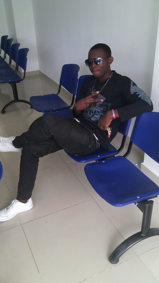 Hawer30's tweet image. Aquí descansando