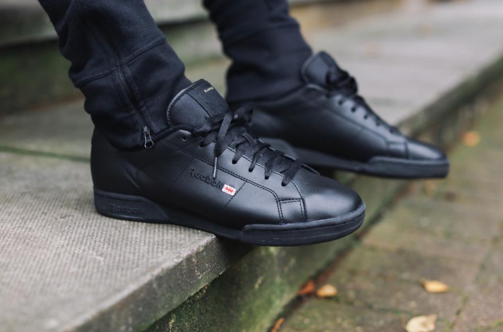 black reebok classic outfit