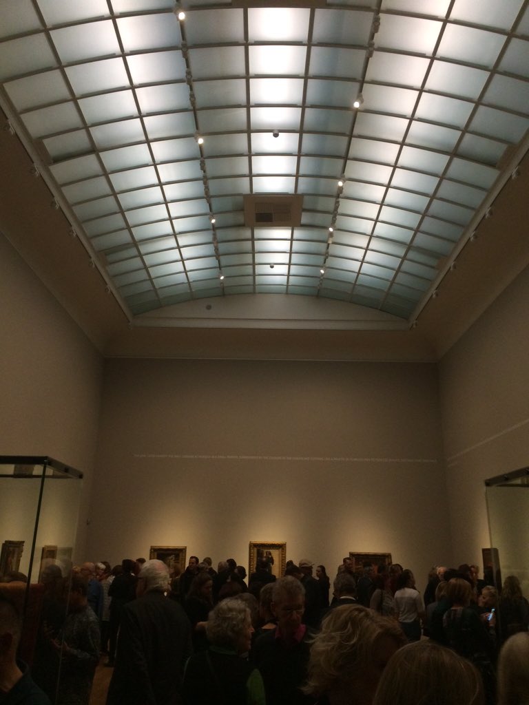 Emma Helsloot (@emmahelsloot) on Twitter photo Is het de Mona Lisa? Nee, het Meisje in Kimono tijdens de #opening van #Catwalk in <a href="/rijksmuseum/">Rijksmuseum</a> Is het de Mona Lisa? Nee, het Meisje in Kimono tijdens de #opening van #Catwalk in <a href="/rijksmuseum/">Rijksmuseum</a>