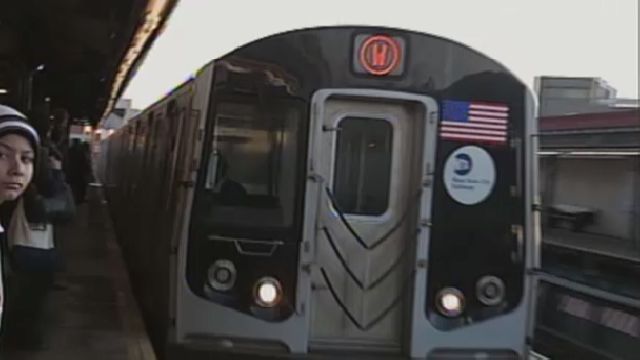 TONIGHT_NYC's tweet image. nycgo : RT NY1: .MTA confirms #WTrain is coming back in anticipation of Second Ave. #subwa… )