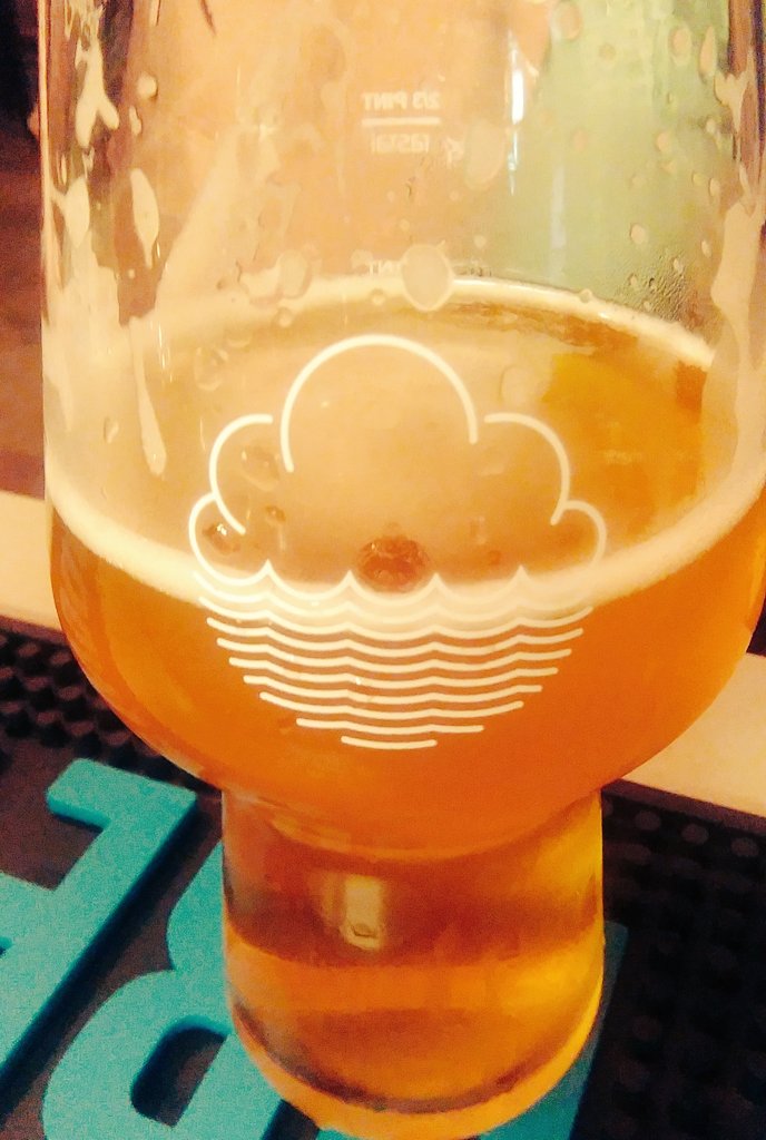 capandcollar's tweet photo. Well, well, well #DIPAv2 going down great in here! https://t.co/3LwofIn7IN