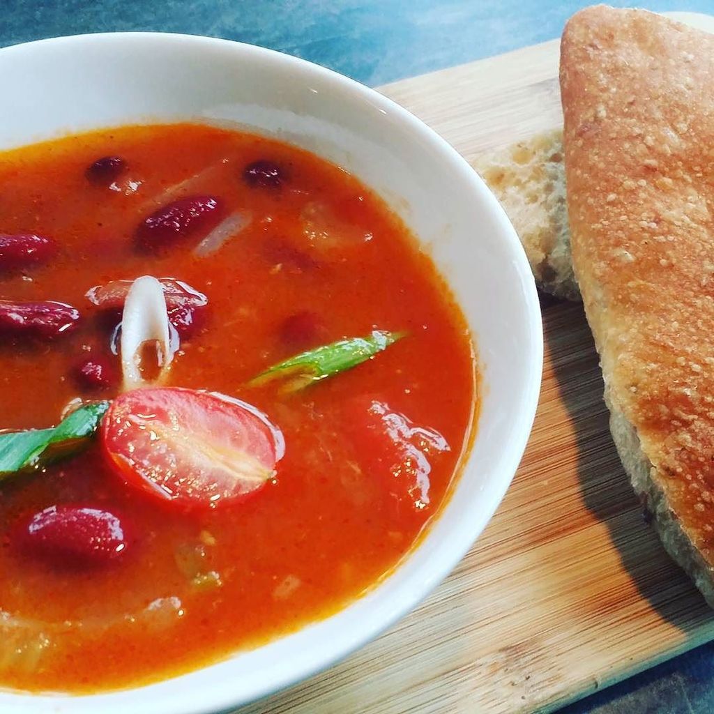 Have slow cooked Mexican tomato kidney beans soup with cantata bread or lacy crepe to keep… ift.tt/1SWVm3q