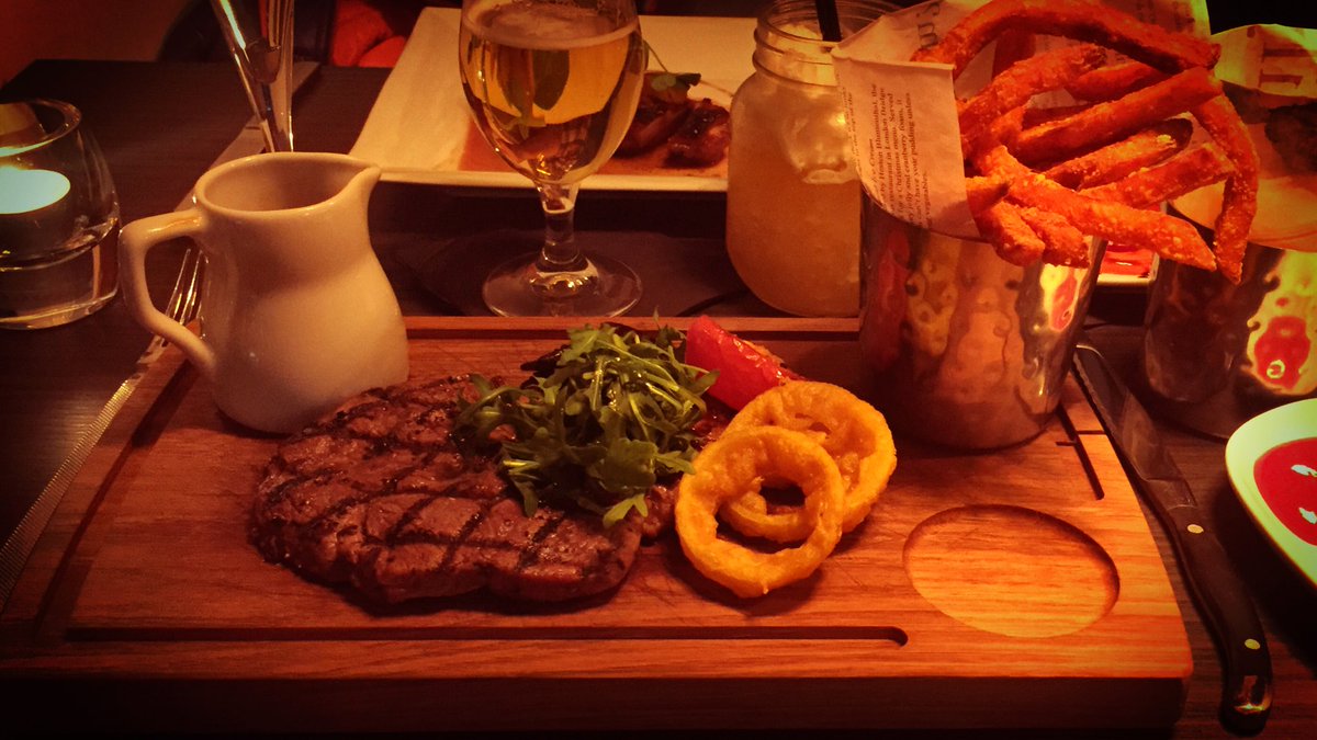 CheshireSuccess's tweet photo. Great #food at @CheshireBar in #Northwich #cheshire with @MilesWestphoto &amp; @mrwestsuccess  #foodie #cocktails https://t.co/wgCk8UnkAk