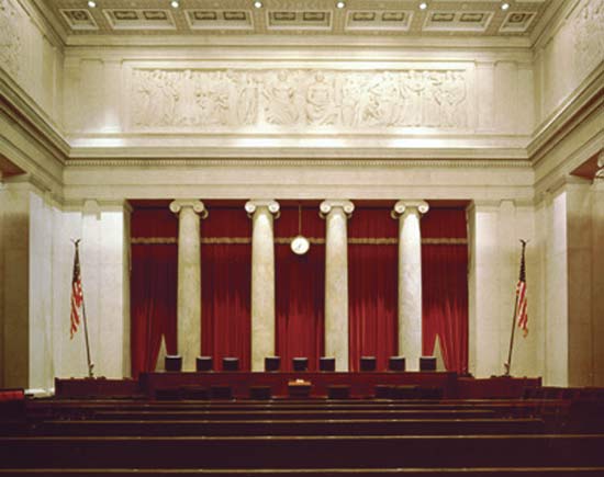 Britannica's tweet photo. What are some of the worst decisions by the US Supreme Court (1857-1986)? #EB5at5 #SCOTUS https://t.co/Otd5hfu3Hj https://t.co/9Sjj4hyx9L