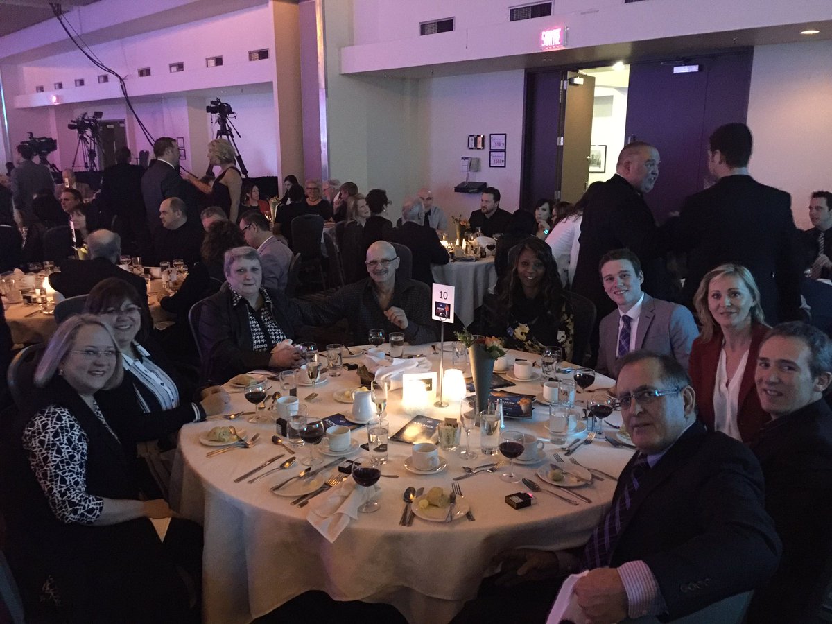 #galaradisson l'équipe de l'Auberge du Lac St-pierre est fier d'avoir été en nomination dans la section Tourisme