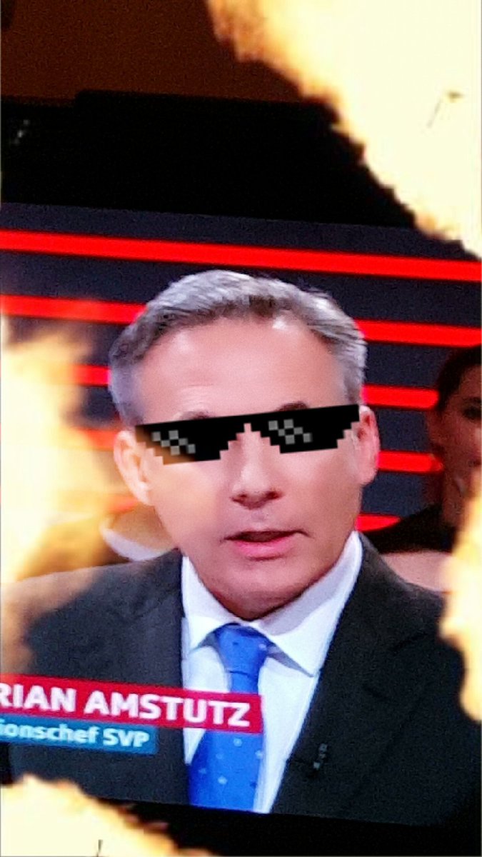 imaginecloudz's tweet image. #srfarena 🔥🔥🔥 😂😂😂😂 Arena am brönneee