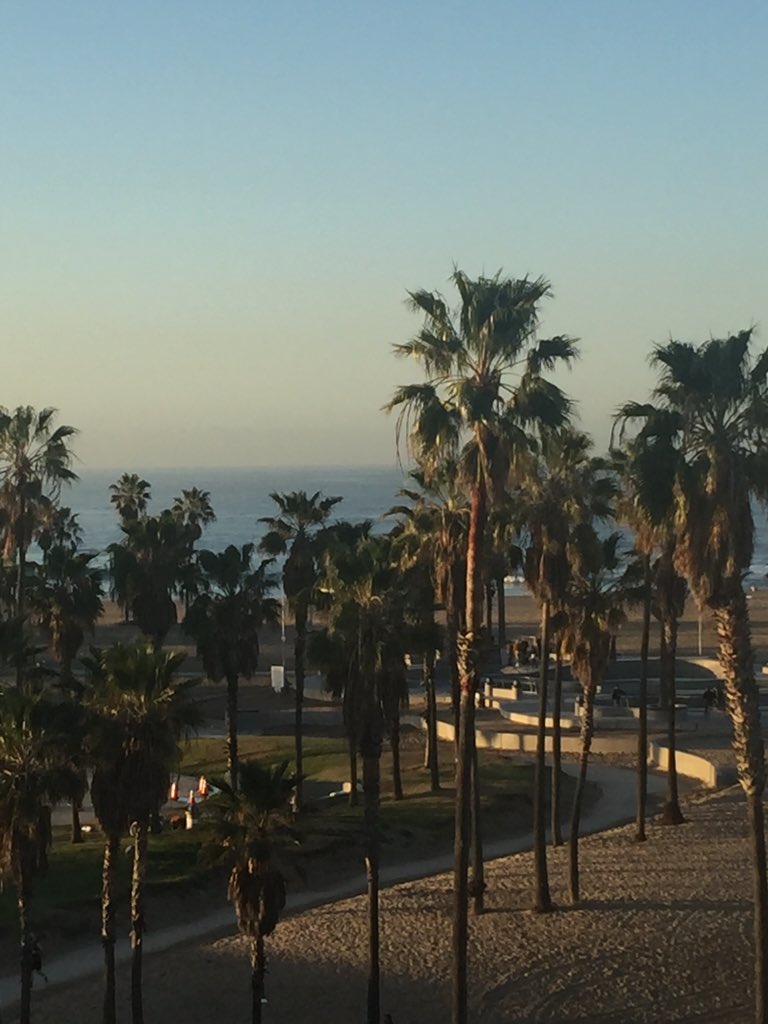 Nice to wake up to every morning😀☀️☀️😜