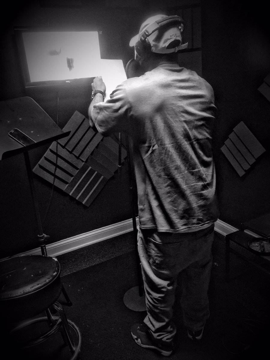 sqadESCO's tweet photo. Put in some work today at the studio. https://t.co/GyCkcQTwXR