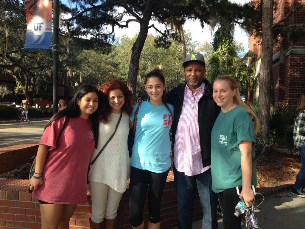 MKSH_Academics's tweet photo. Proud Killian alum at UF...Thanks for spending time with us today!
#KNation #CollegeBound https://t.co/YGTvHUc6C7