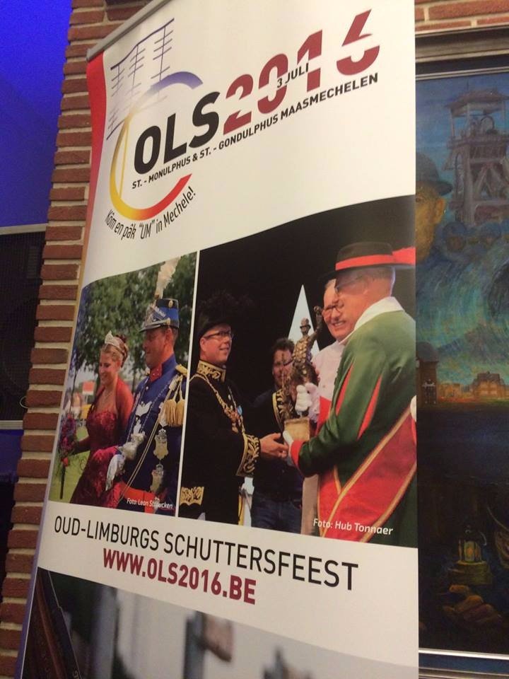 Optochtnr. 59 tijdens het <a href="/2016OLS/">OLS2016</a> op zondag 3 juli in Maasmechelen. Óns koningspaar 2015 op promotiebanner! #trots!
