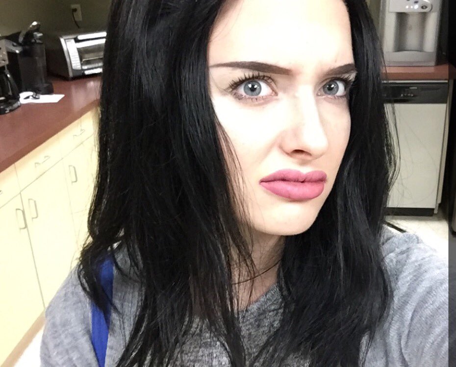 PayPayLaPeww's tweet image. This is my face 99.9% of the time #whet