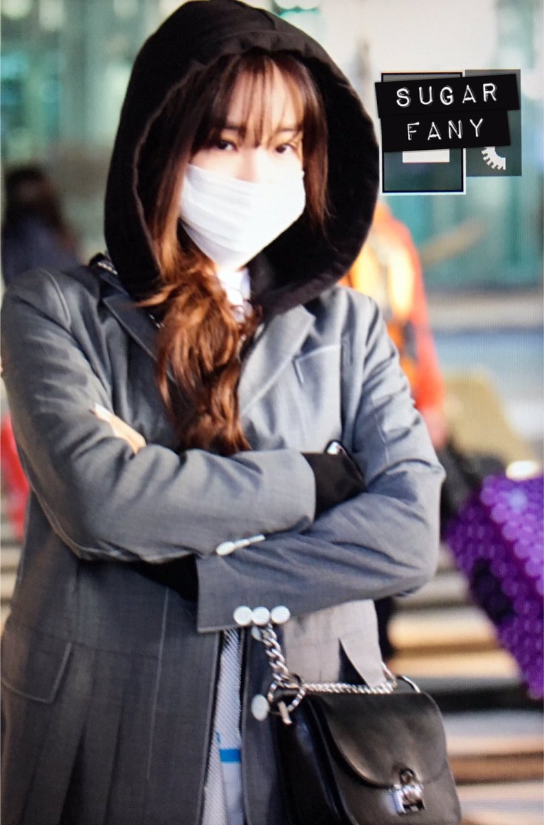 [PIC][20-02-2016]Tiffany trở về Hàn Quốc vào sáng nay CbnXBs0UcAA5t5O
