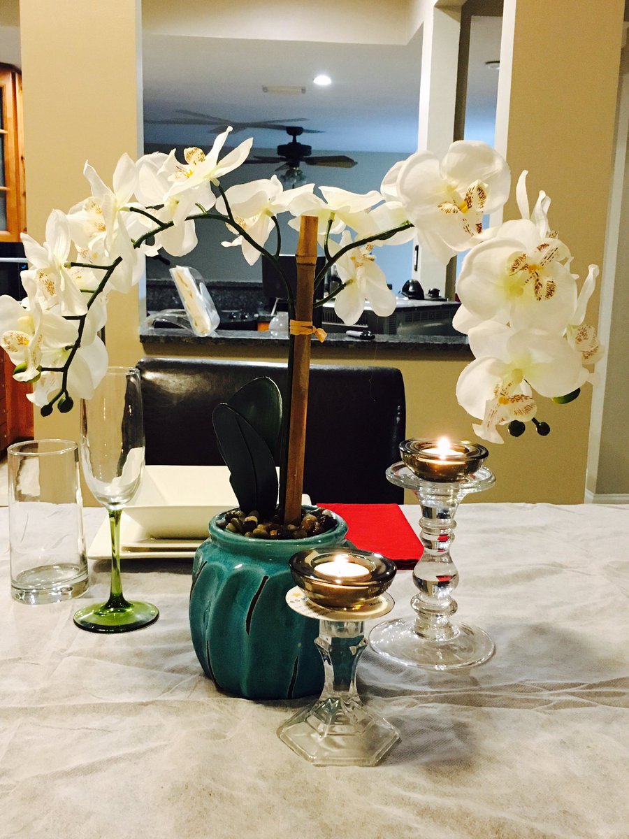 sha_chao's tweet image. Lit the candle while having a wonderful dinner💋💋❤️❤️