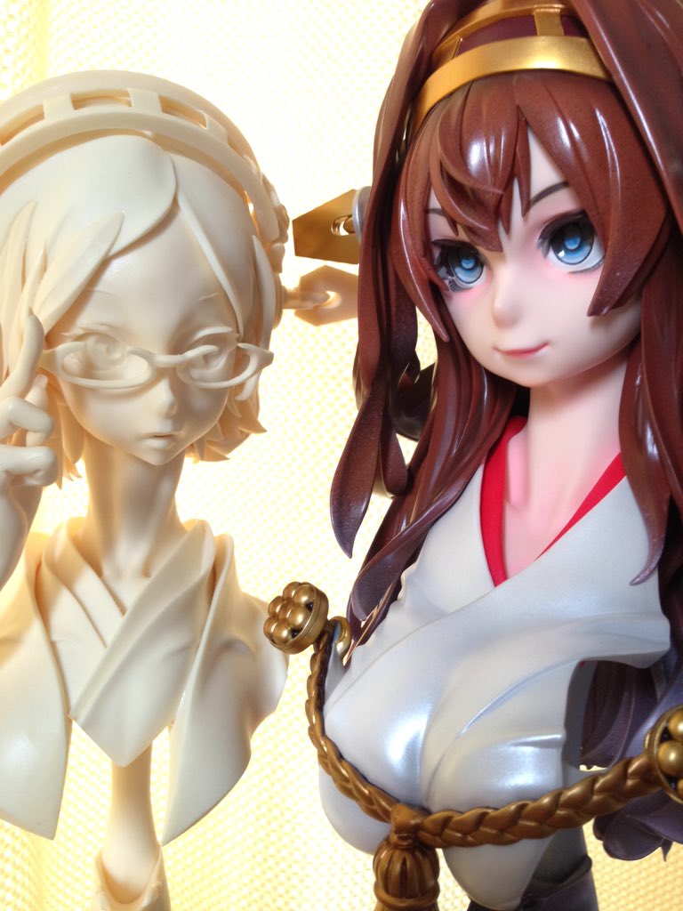 艦これの金剛の胸像の大きさに感動する人々 - posfie 艦これの金剛の胸像の大きさに感動する人々 - posfie